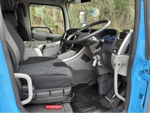 NISSAN DIESEL QUON 2017 Image 31