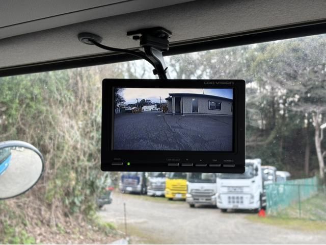 NISSAN DIESEL QUON 2017 Image 31