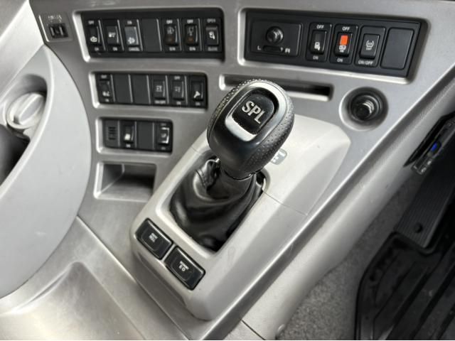 NISSAN DIESEL QUON 2017 Image 31