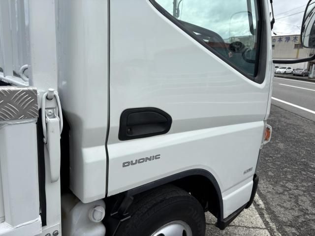 MITSUBISHI CANTER 2015 Image 31