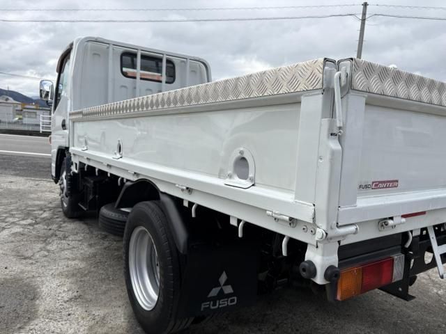 MITSUBISHI CANTER 2015 Image 31