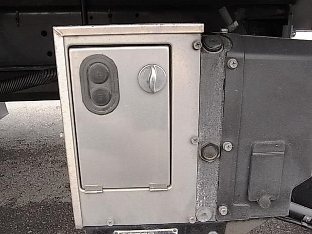 ISUZU FORWARD 2014 Image 31