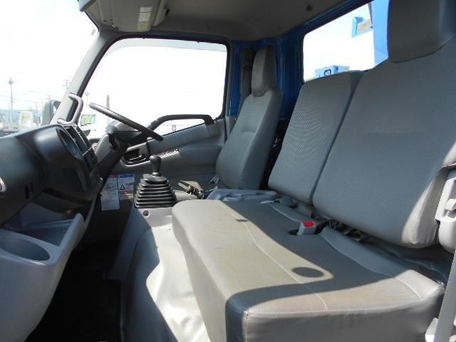 HINO DUTRO 2018 Image 31