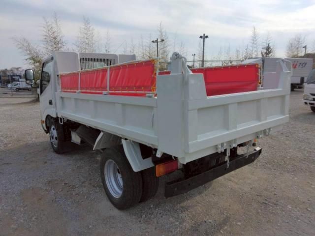 HINO DUTRO 2013 Image 31