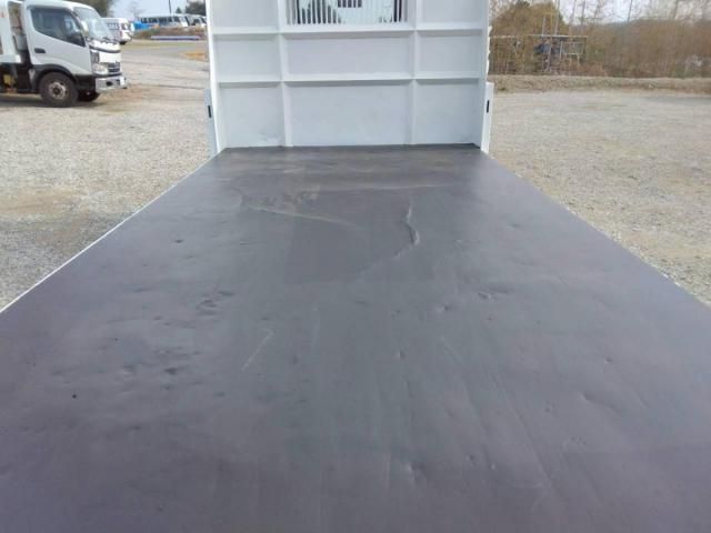 HINO DUTRO 2013 Image 31