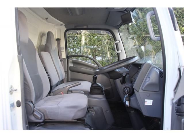 ISUZU ELF 2016 Image 31