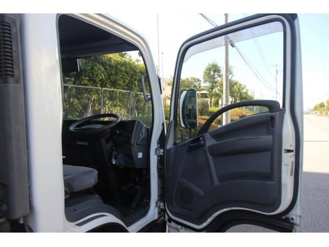 ISUZU ELF 2016 Image 31