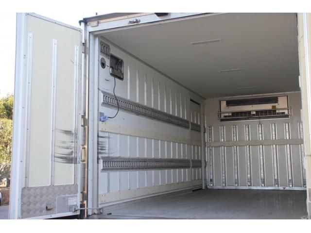 ISUZU ELF 2016 Image 31