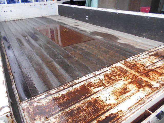 HINO DUTRO 2010 Image 31