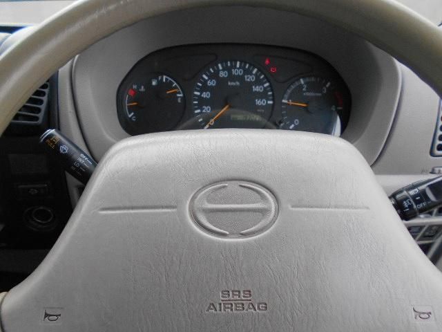 HINO DUTRO 2010 Image 31