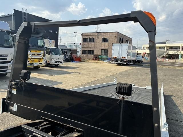 HINO DUTRO 2017 Image 31