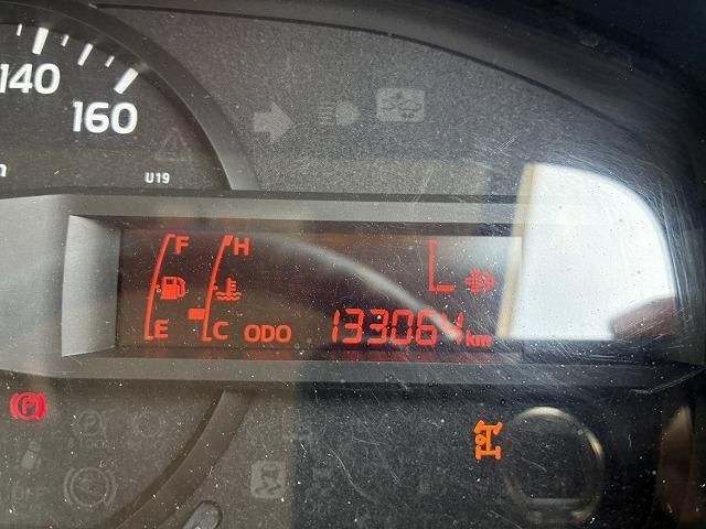 HINO DUTRO 2017 Image 31