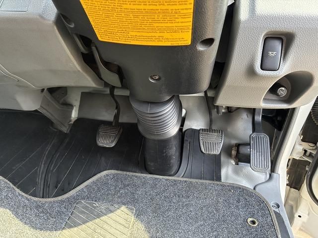 HINO DUTRO 2017 Image 31