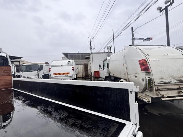 ISUZU ELF 2017 Image 31