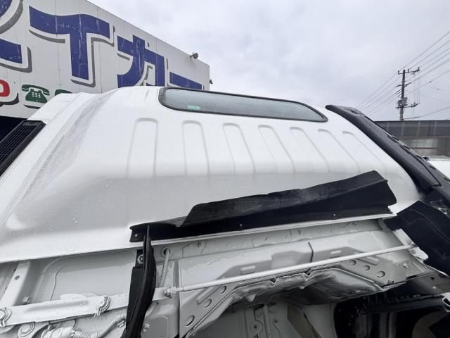 ISUZU ELF 2017 Image 31