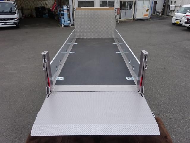 MITSUBISHI CANTER 2025 Image 31