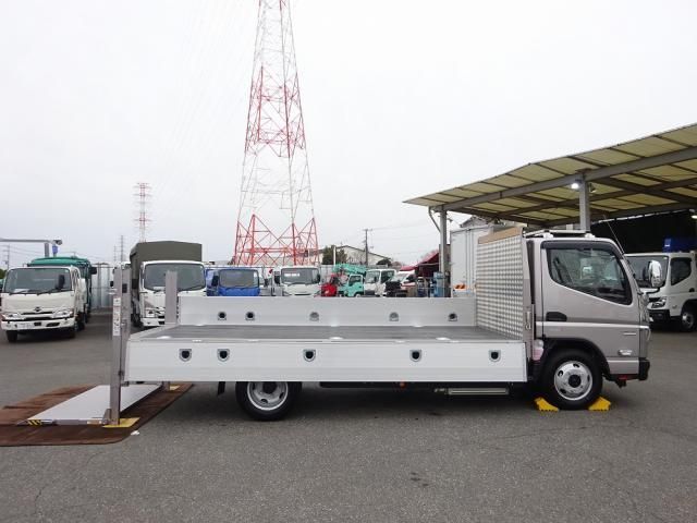 MITSUBISHI CANTER 2025 Image 31