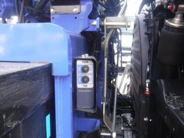 HINO PROFIA 2025 Image 31