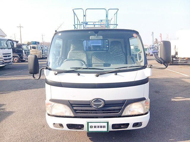 HINO DUTRO 2010 Image 31