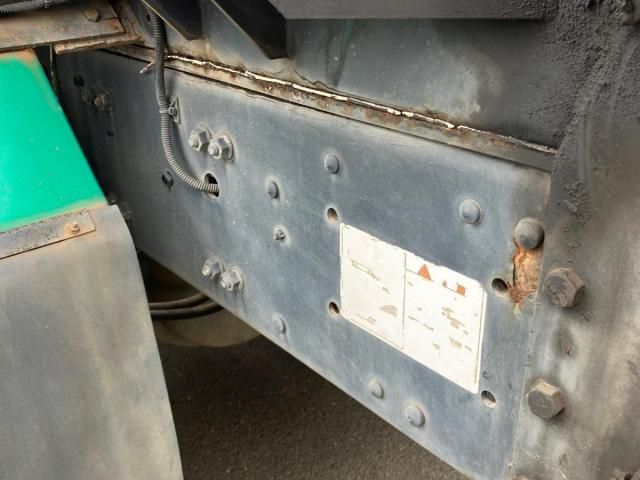 MITSUBISHI FUSOU SUPER GREAT 2012 Image 31