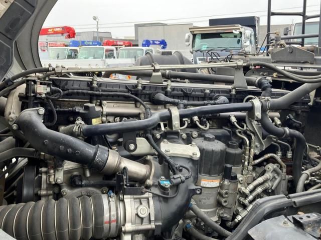 MITSUBISHI FUSOU SUPER GREAT 2012 Image 31