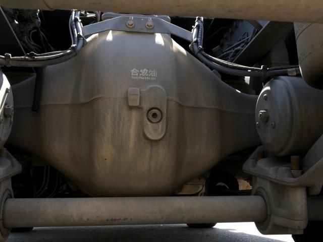 NISSAN DIESEL QUON 2020 Image 31