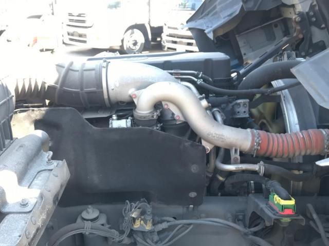 NISSAN DIESEL QUON 2020 Image 31