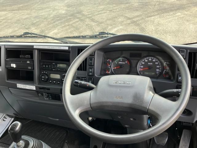 ISUZU FORWARD 2015 Image 31