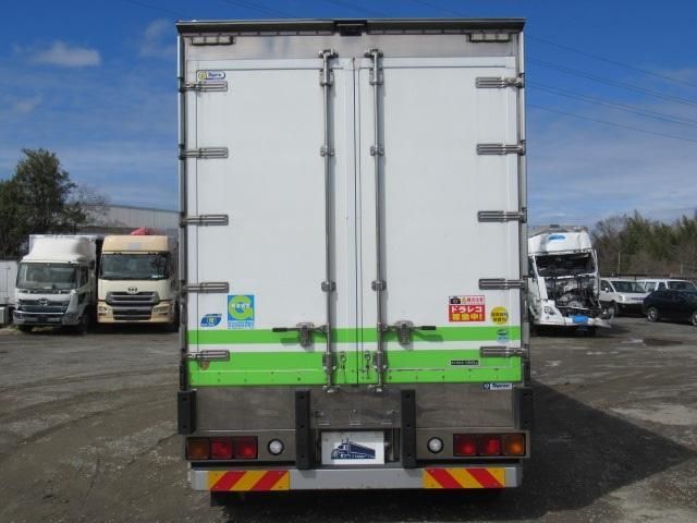 MITSUBISHI FUSOU SUPER GREAT 2017 Image 31