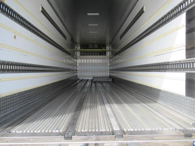 MITSUBISHI FUSOU SUPER GREAT 2017 Image 31