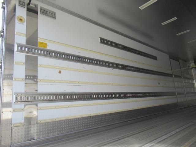 MITSUBISHI FUSOU SUPER GREAT 2017 Image 31