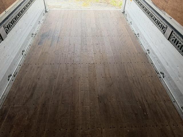 HINO DUTRO 2014 Image 31