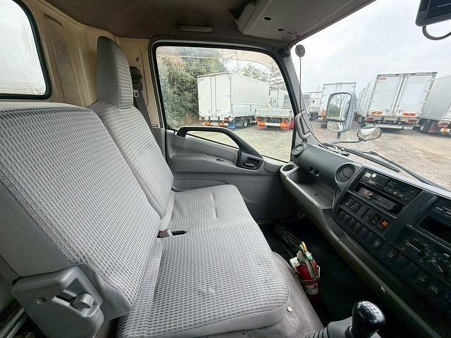 HINO DUTRO 2014 Image 31