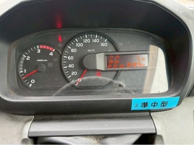 HINO DUTRO 2014 Image 31