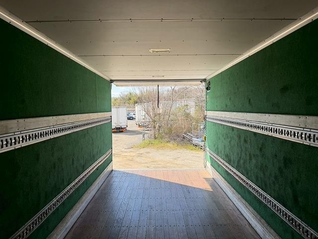 ISUZU FORWARD 2012 Image 31