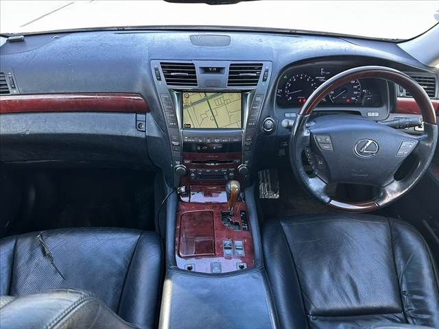 TOYOTA LEXUS LS460 2007 Image 31