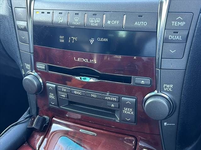 TOYOTA LEXUS LS460 2007 Image 31