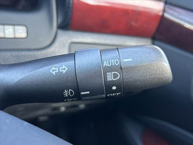 TOYOTA LEXUS LS460 2007 Image 31