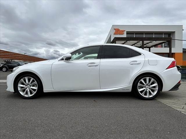 TOYOTA LEXUS IS300H 2014 Image 31