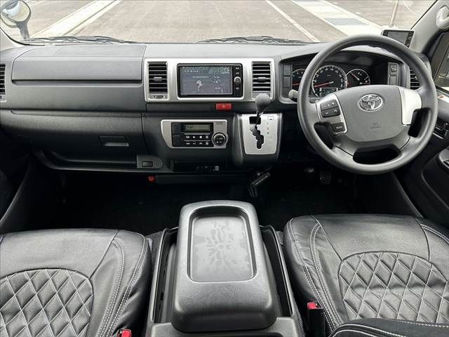 TOYOTA HIACE VAN 2WD 2017 Image 31
