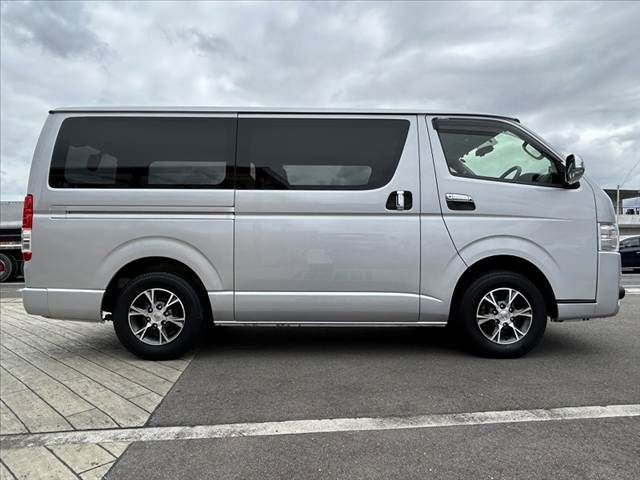 TOYOTA HIACE VAN 2WD 2017 Image 31