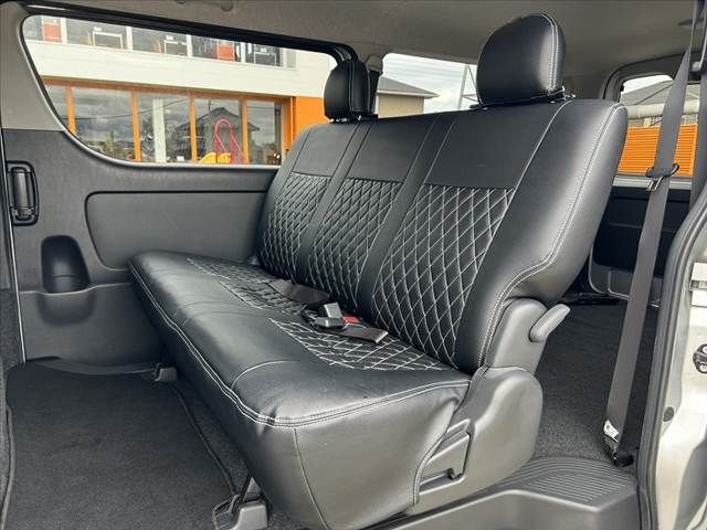 TOYOTA HIACE VAN 2WD 2017 Image 31