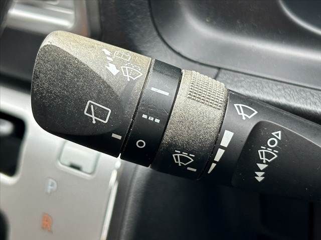 TOYOTA HIACE VAN 2WD 2017 Image 31