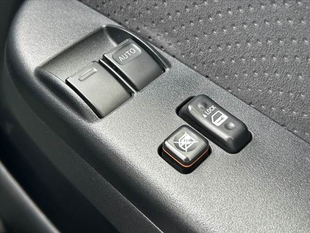 TOYOTA HIACE VAN 2WD 2017 Image 31