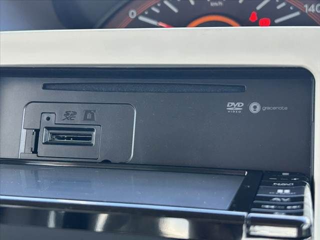 DAIHATSU TANTO 2017 Image 31