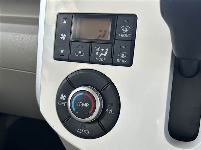 DAIHATSU TANTO 2017 Image 31