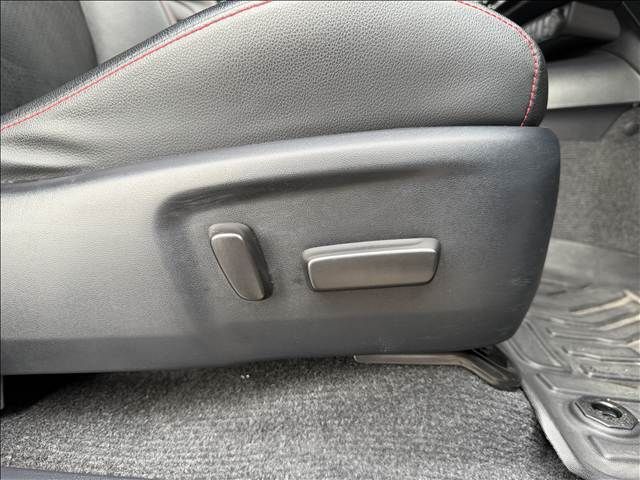 TOYOTA HILUX 4WD 2023 Image 31