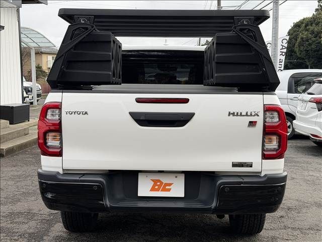 TOYOTA HILUX 4WD 2023 Image 31