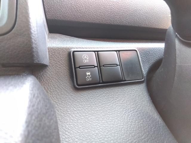 TOYOTA SIENTA 2015 Image 31