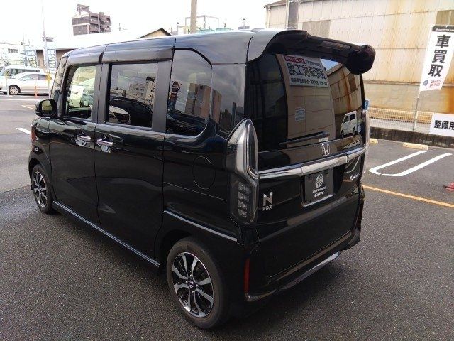 HONDA N BOX CUSTOM 2018 Image 31